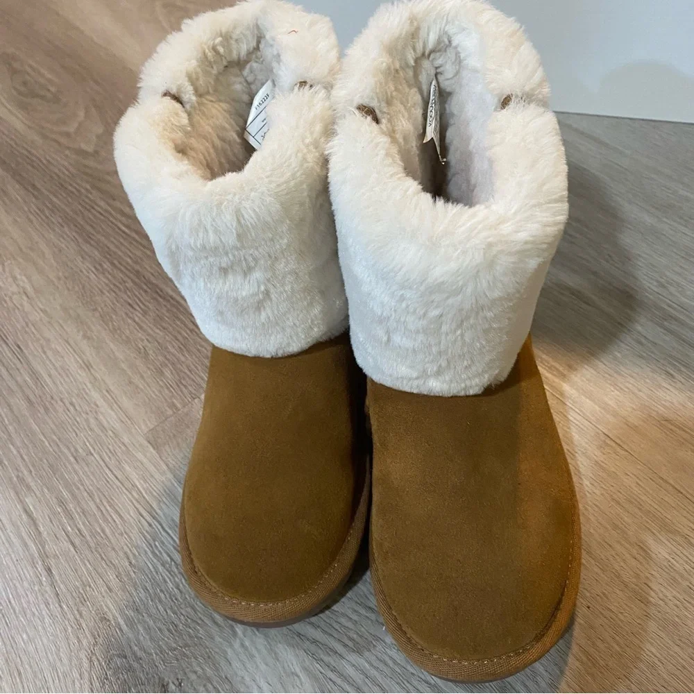 Koolaburra by UGG Aubrei Short Girl’s Booties